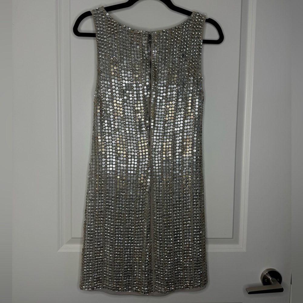 Alice + Olivia Silver Sequin Dress sz 4 - Picture 2 of 6